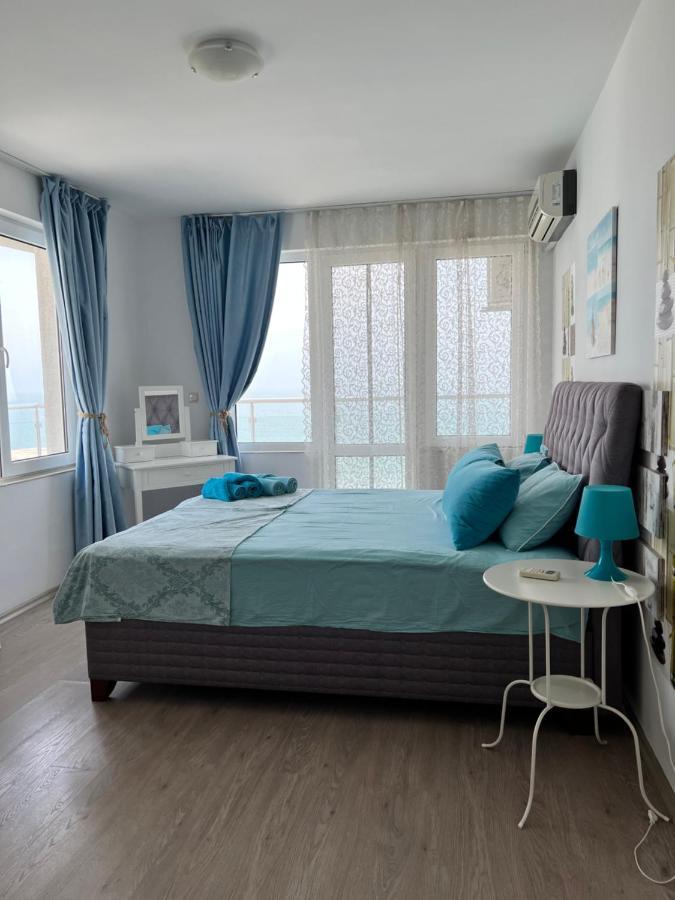 Orange Apartments Поморие Экстерьер фото